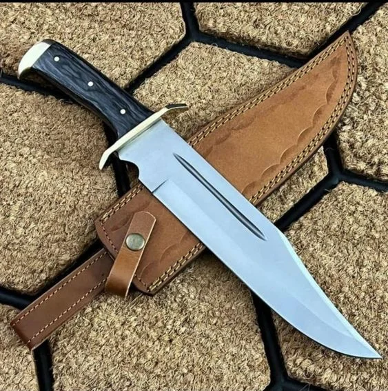 Bowie Knife with leather sheath - bladesjournal